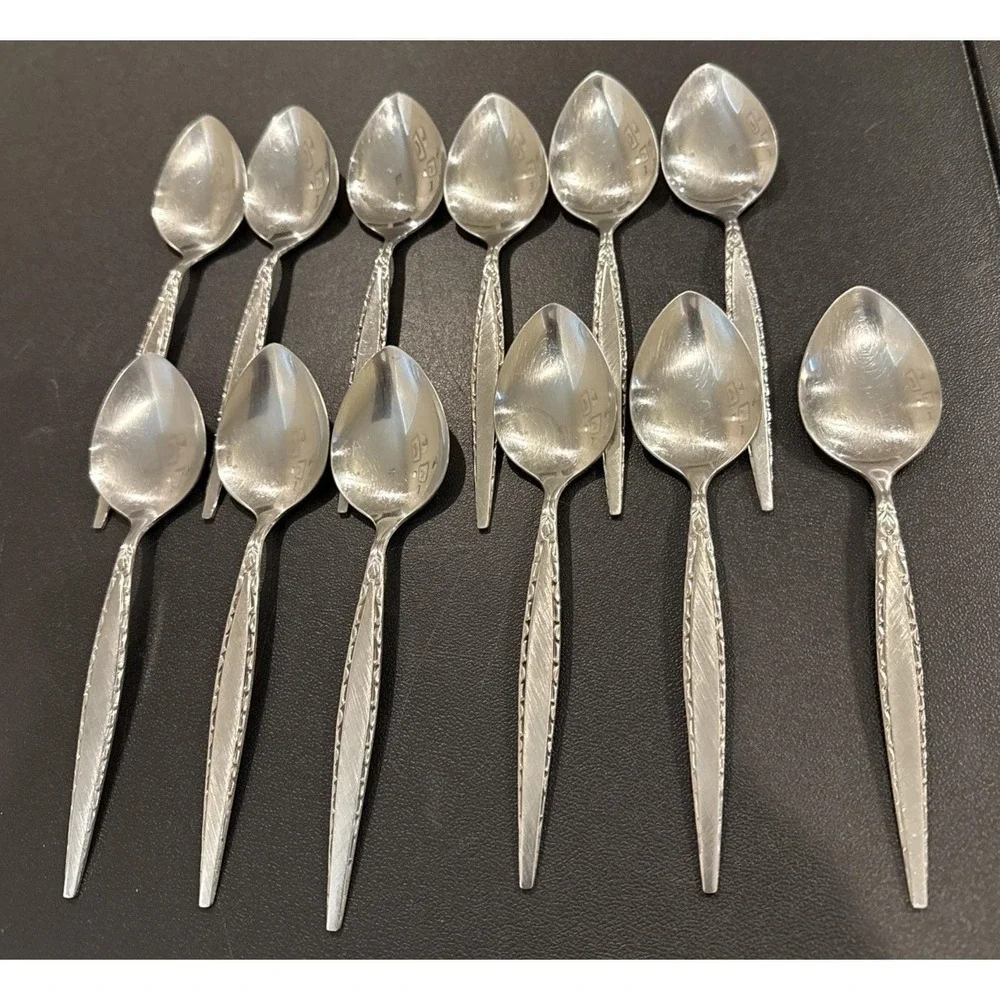 Oneida Community Venetia Stainless Steel Soup Spoon Spoons Set Of 12 MCM Vintage